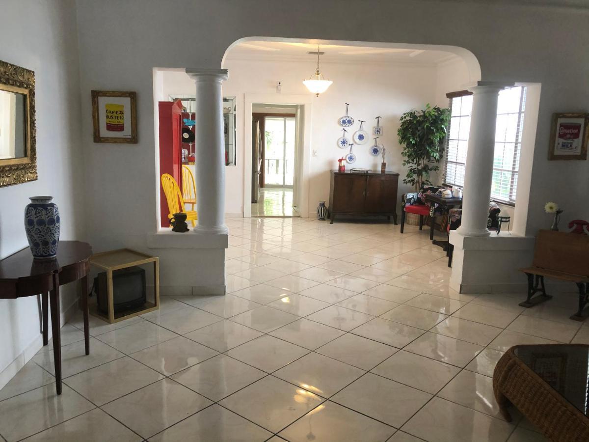 Private Suite Next To Calle Ocho Miami Exteriör bild