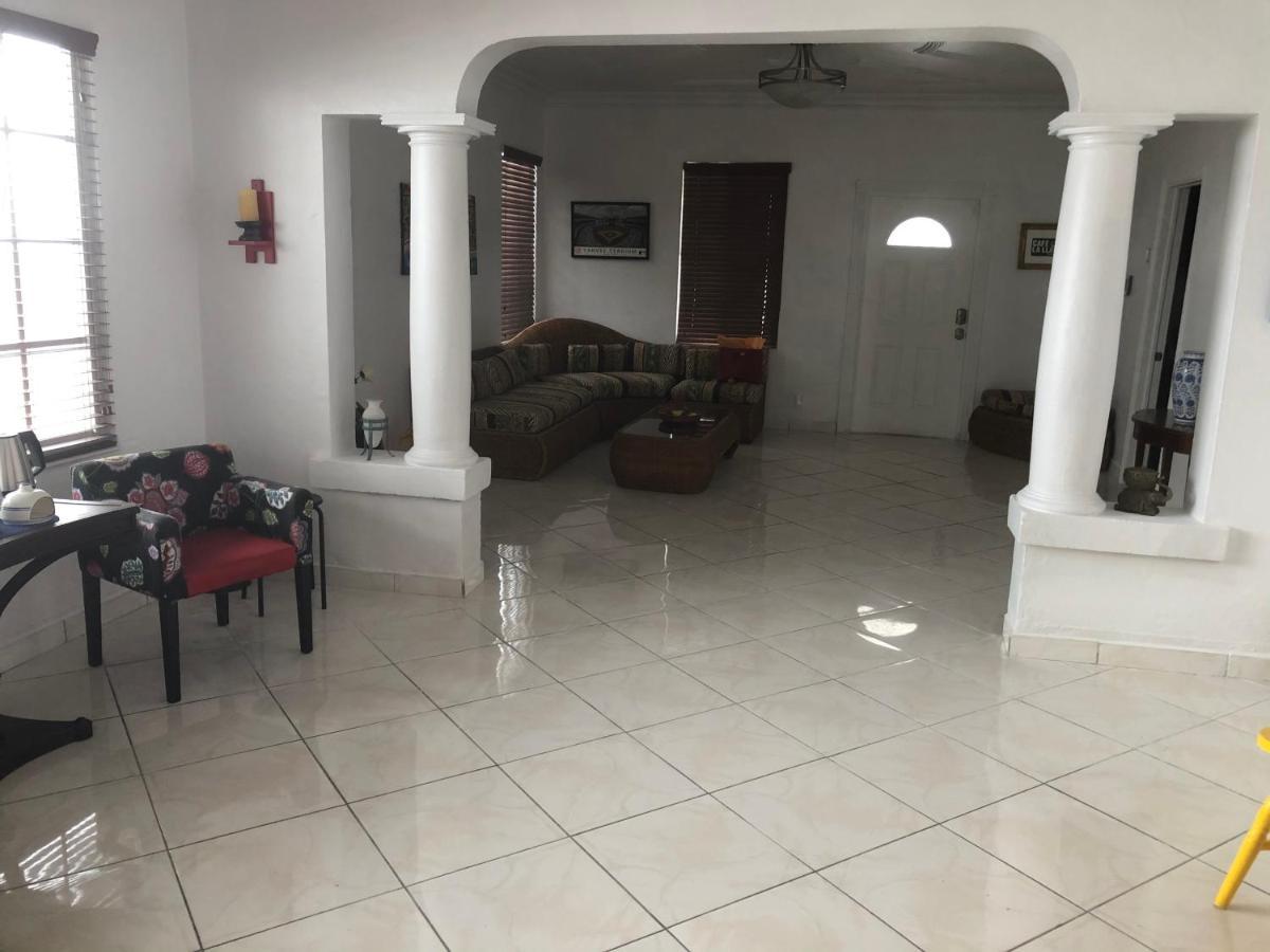 Private Suite Next To Calle Ocho Miami Exteriör bild