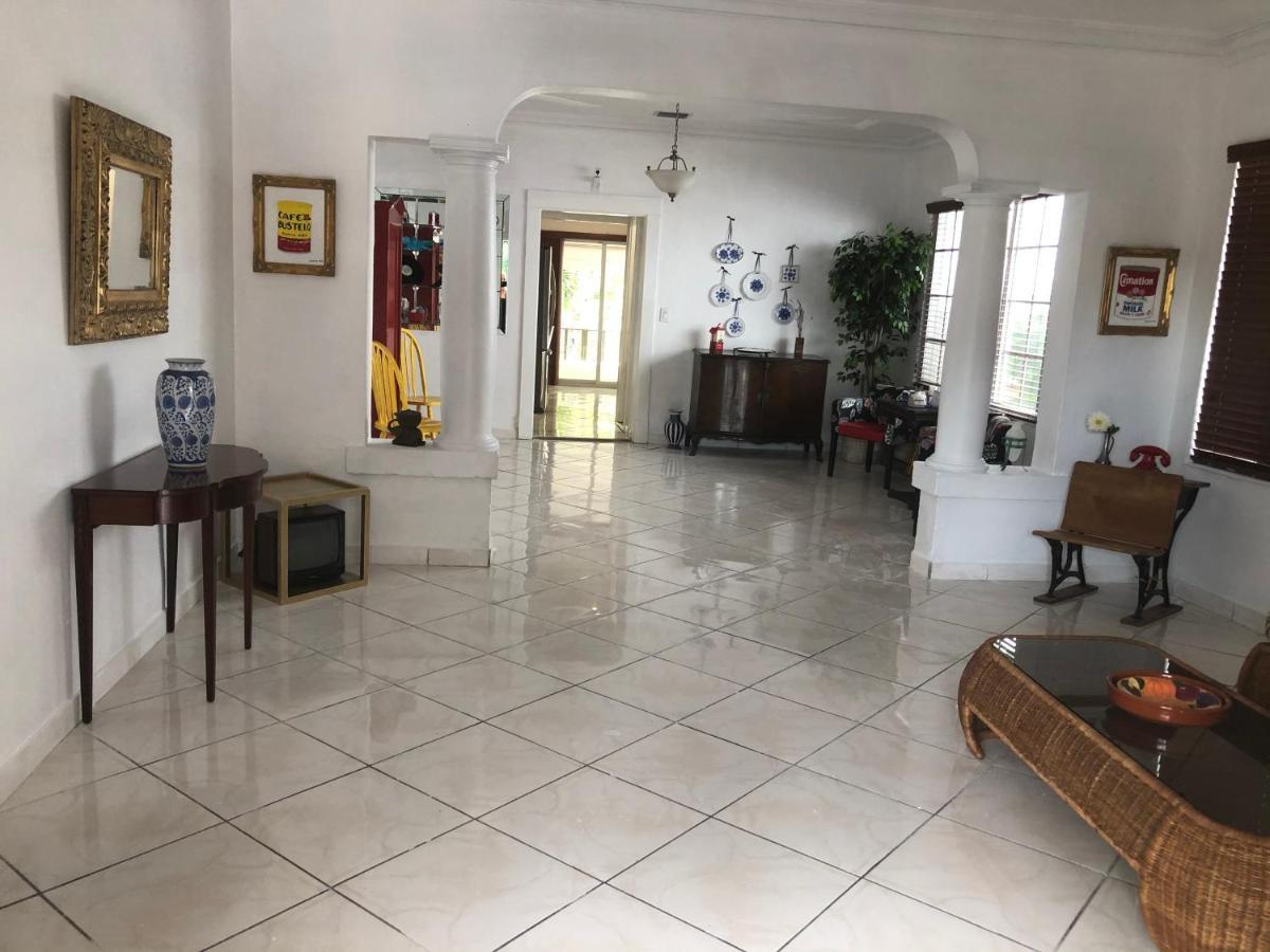 Private Suite Next To Calle Ocho Miami Exteriör bild