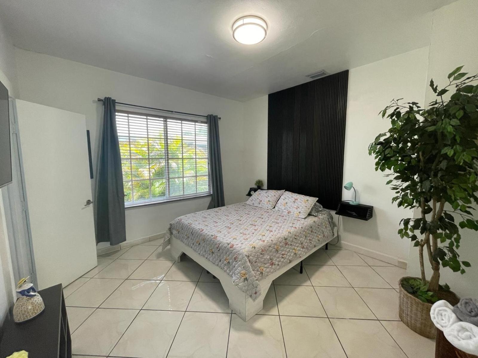 Private Suite Next To Calle Ocho Miami Exteriör bild