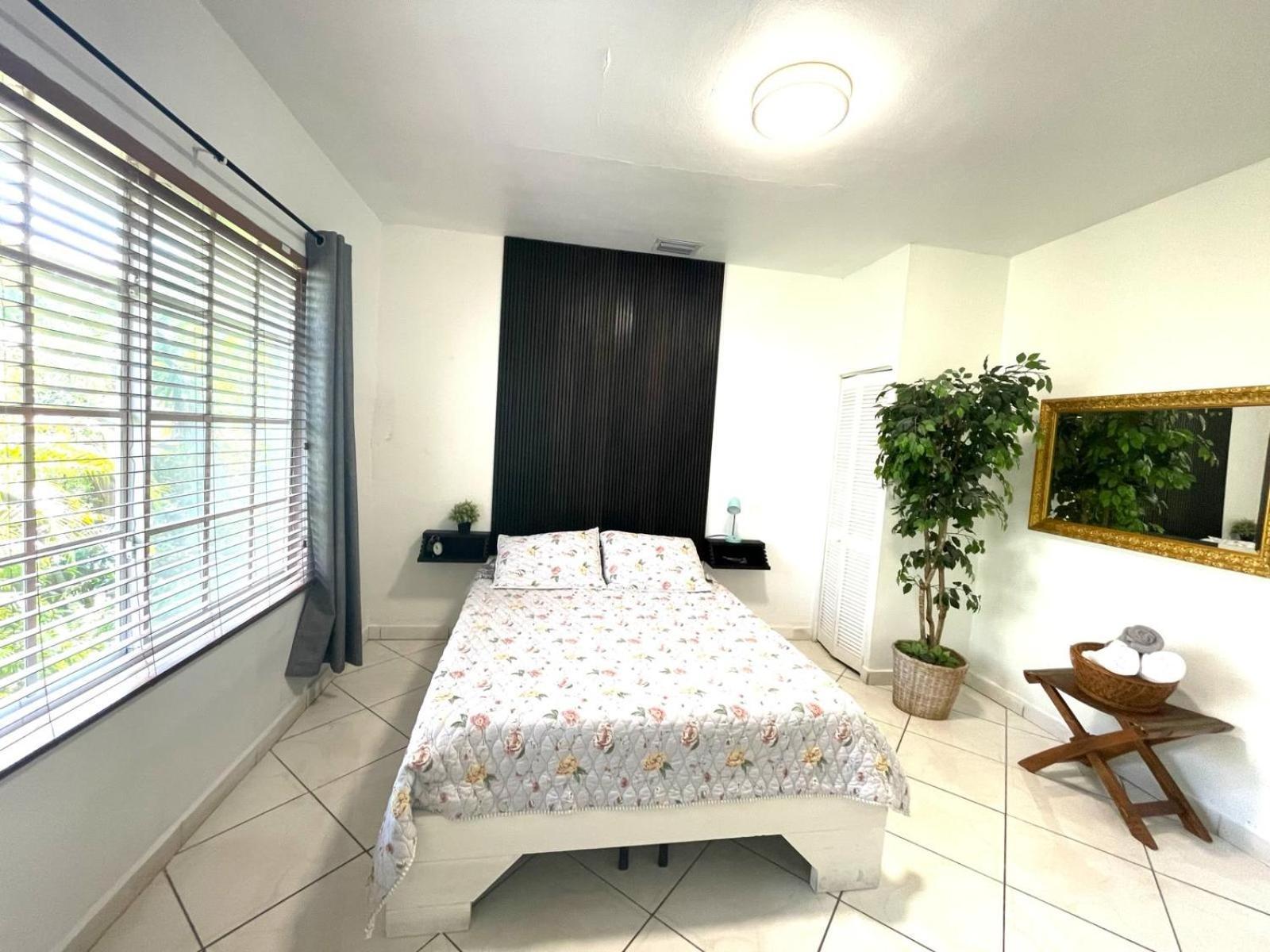 Private Suite Next To Calle Ocho Miami Exteriör bild